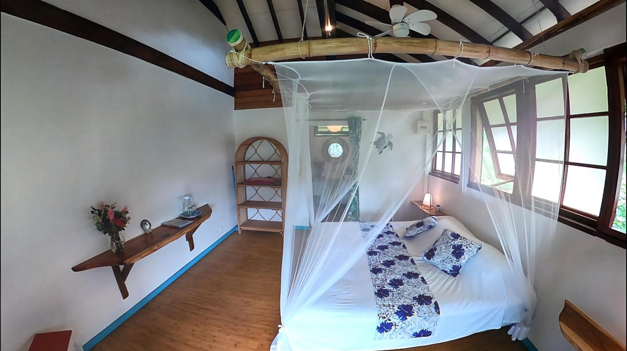 Fare Oviri Lodge Opoa Экстерьер фото