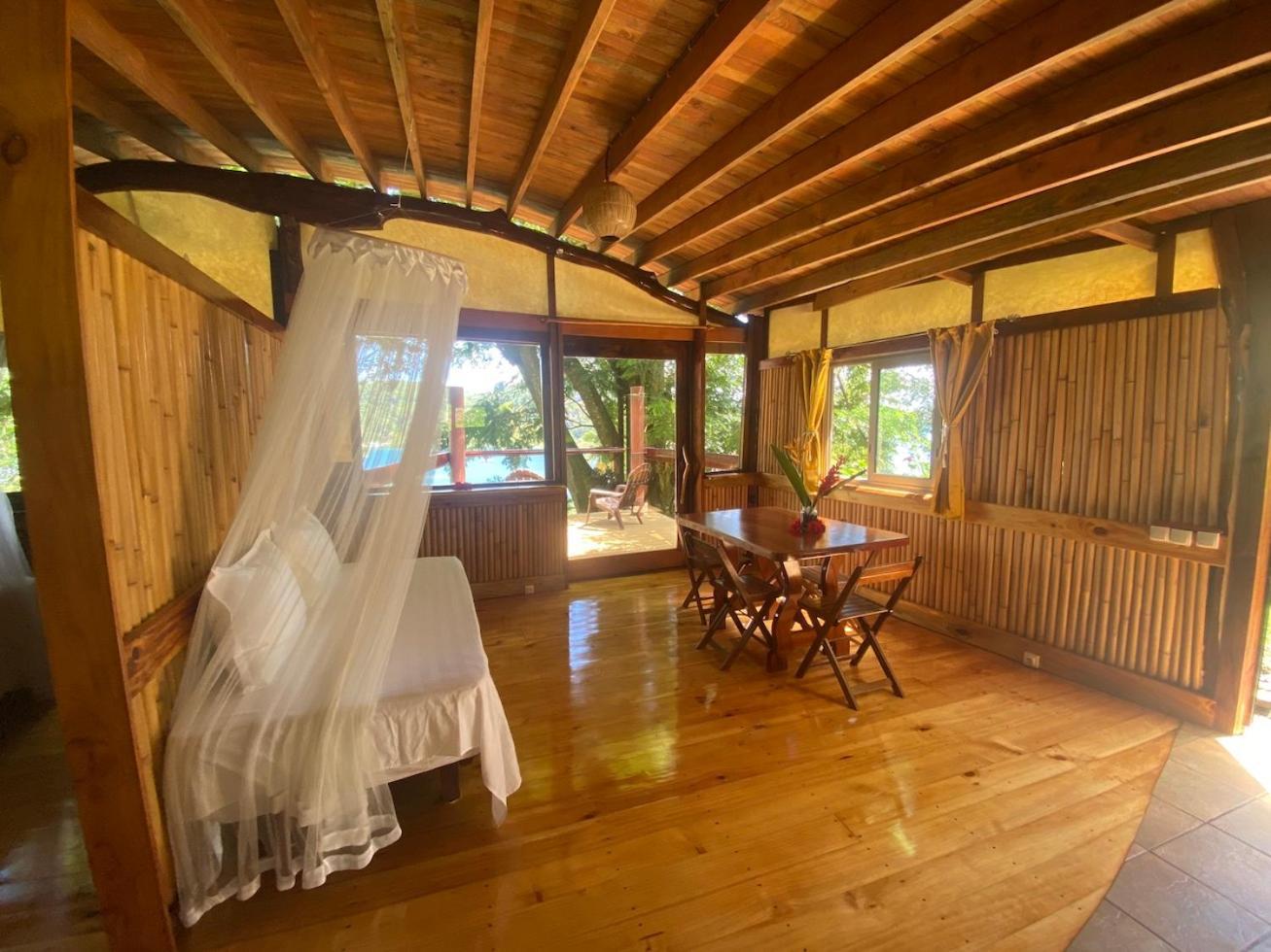 Fare Oviri Lodge Opoa Экстерьер фото
